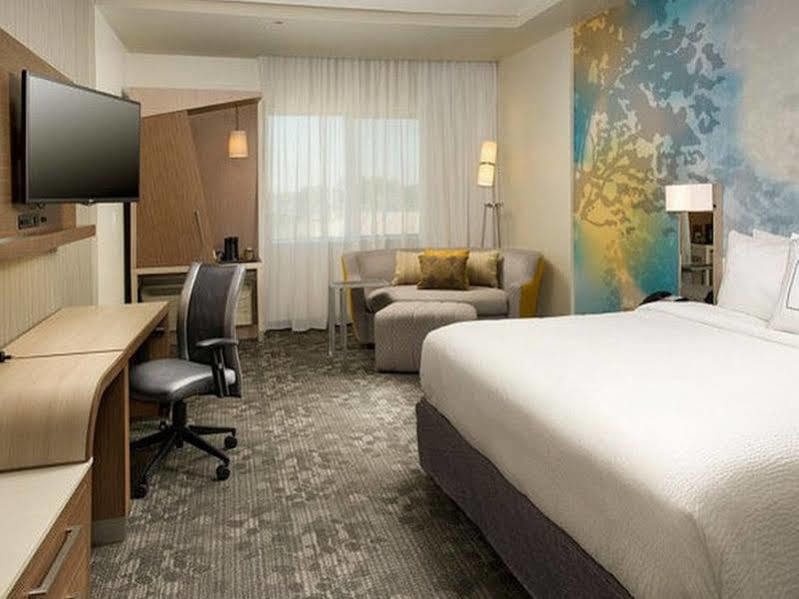 Courtyard Houston Nw/290 Corridor Hotel Екстериор снимка
