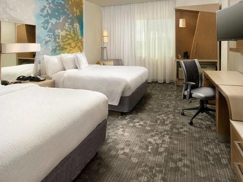 Courtyard Houston Nw/290 Corridor Hotel Екстериор снимка