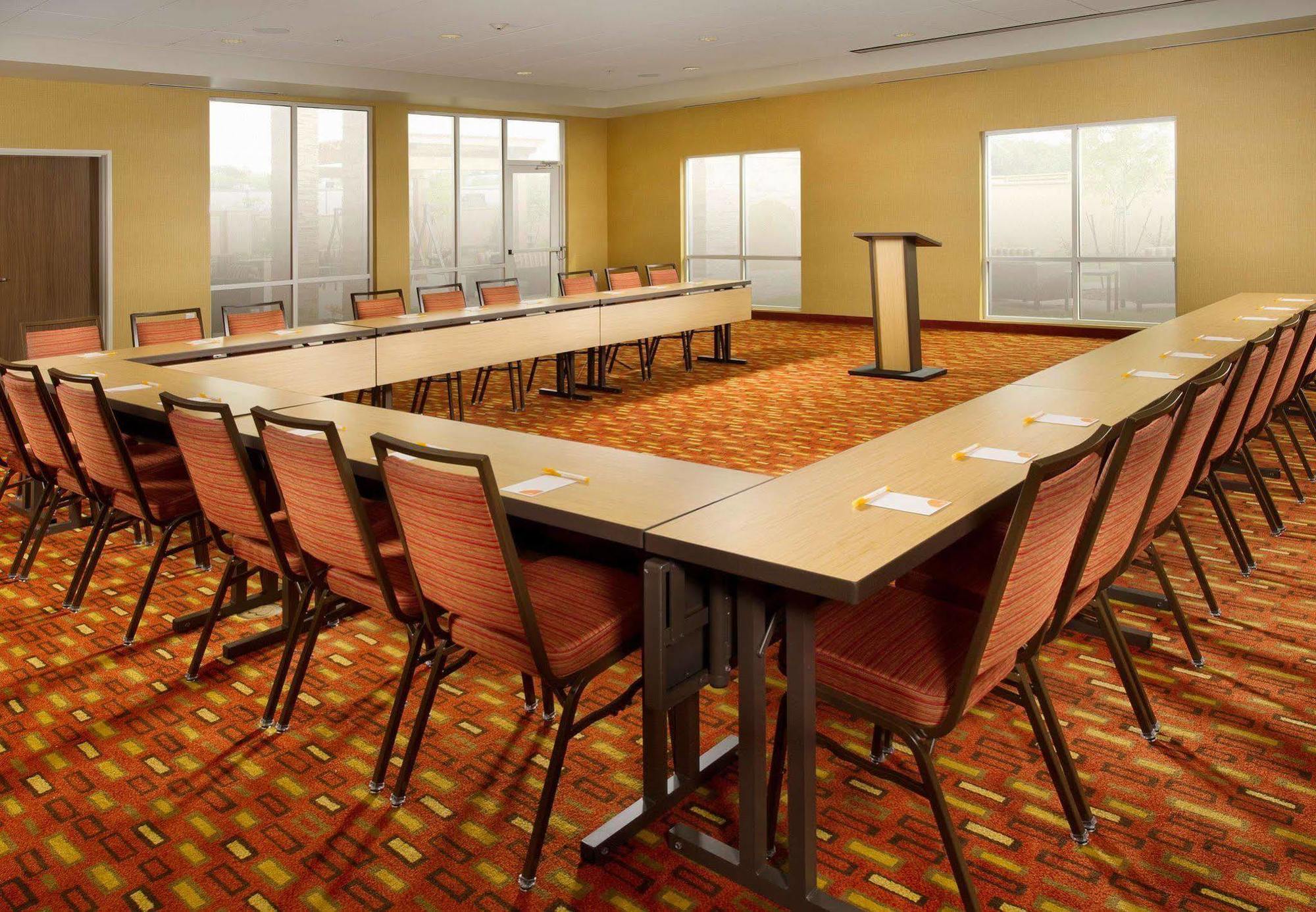 Courtyard Houston Nw/290 Corridor Hotel Екстериор снимка